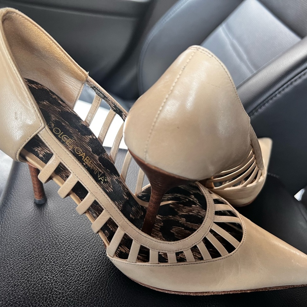 Dolce & Gabbana Cream Cutout Heels